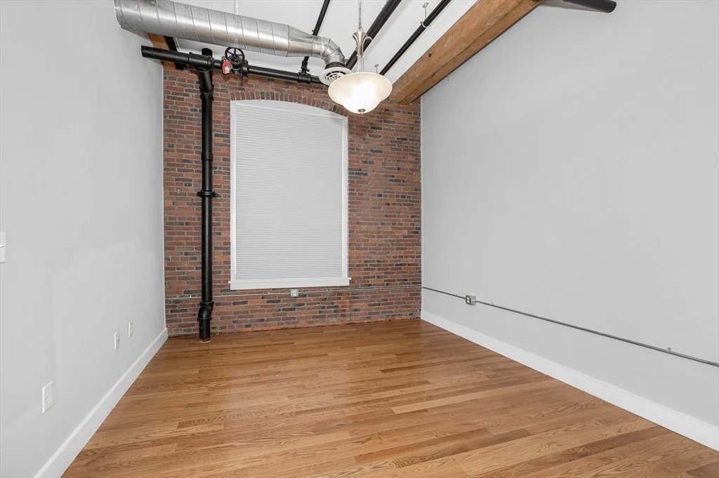 Photo of Unit 320 at 491 Dutton St