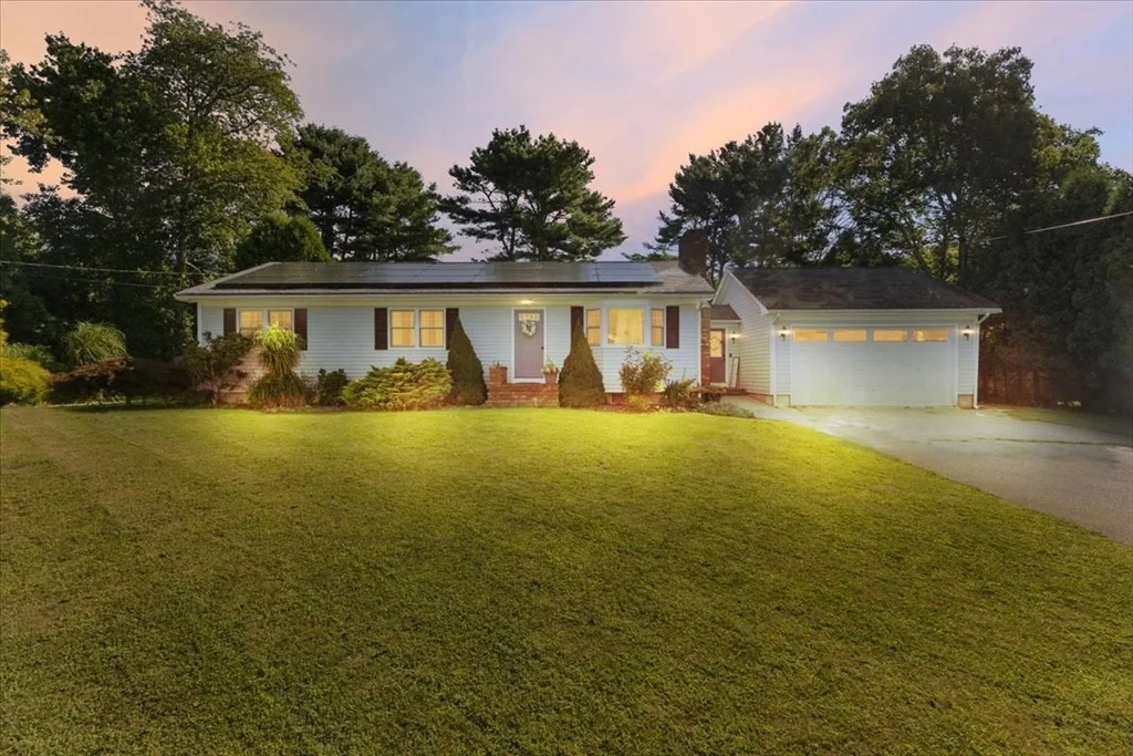 Photo of 16 Green Meadow Dr