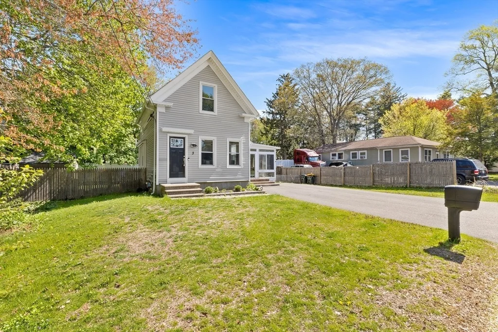 Photo of 3 Edwards St