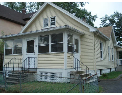 Photo of 62 Middlesex St