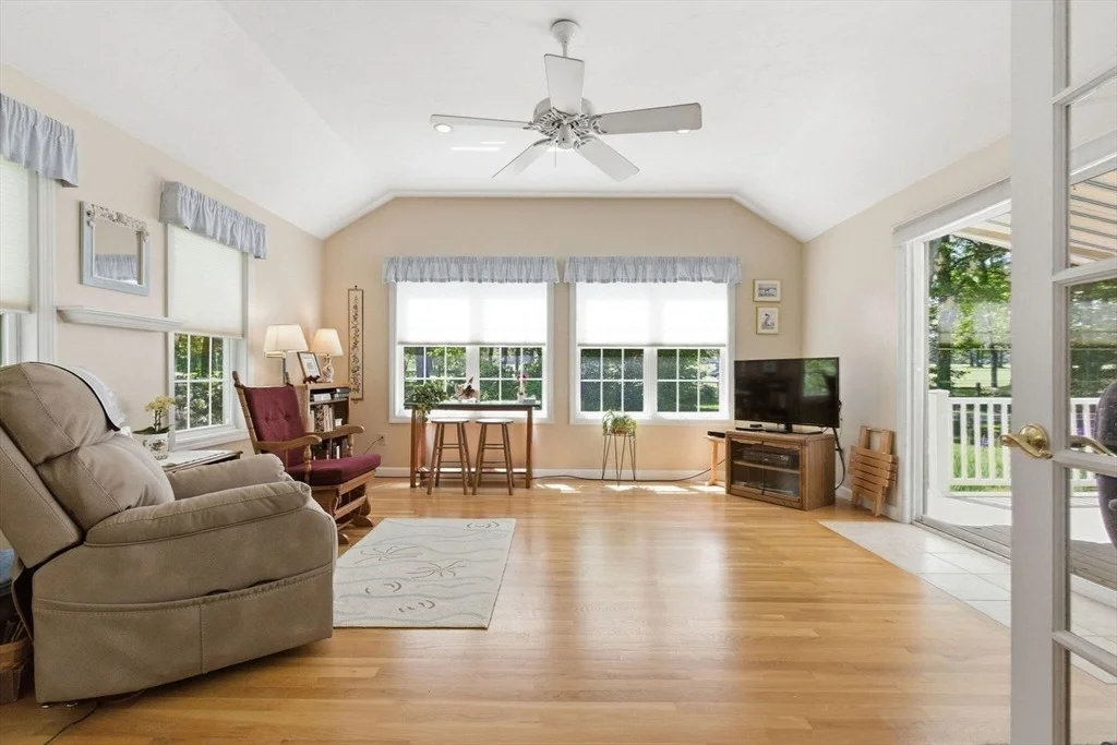 Photo of 91 Long Hill Road