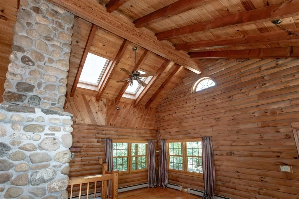Photo of 457 Montgomery Rd