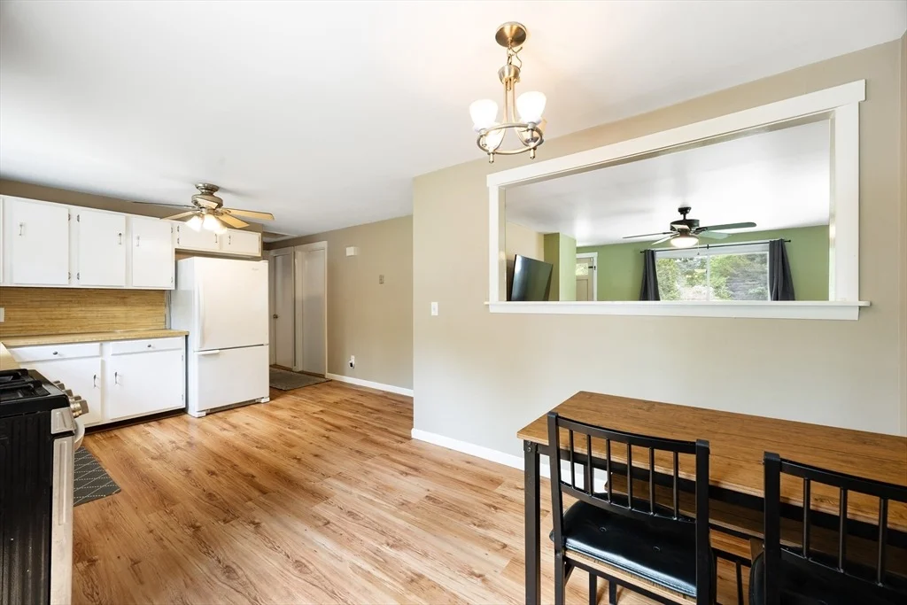 Photo of 37 Parkerview St