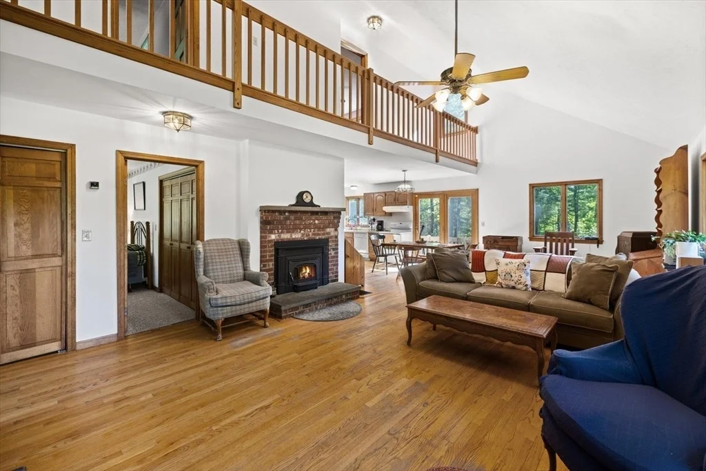 Photo of 110B High Street