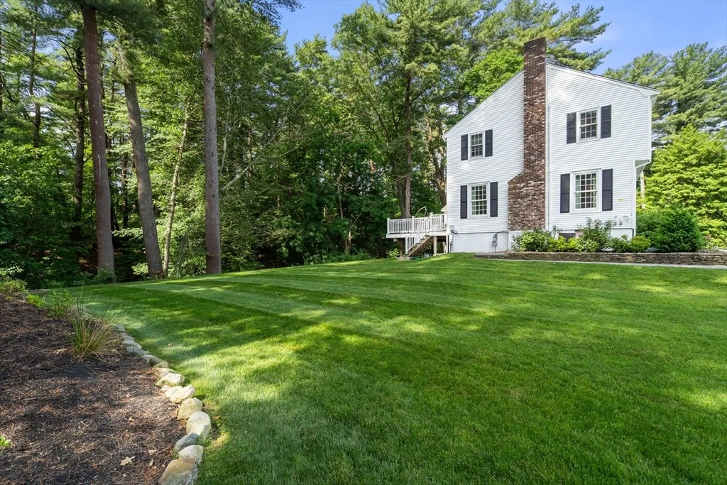 Photo of 18 Hearthstone Cir