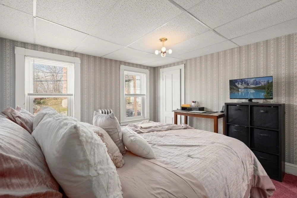 Photo of 19 Juniper St