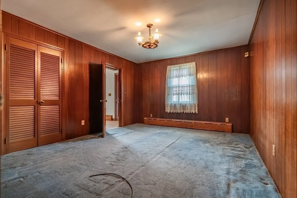 Photo of 355 Barnes