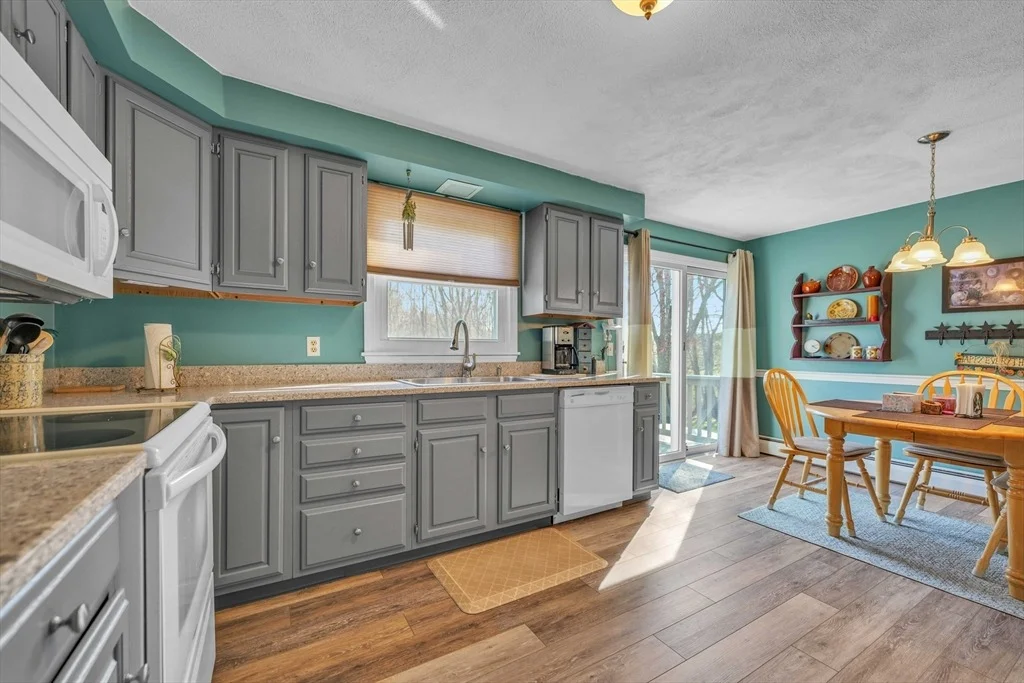 Photo of 51 Sandra Drive