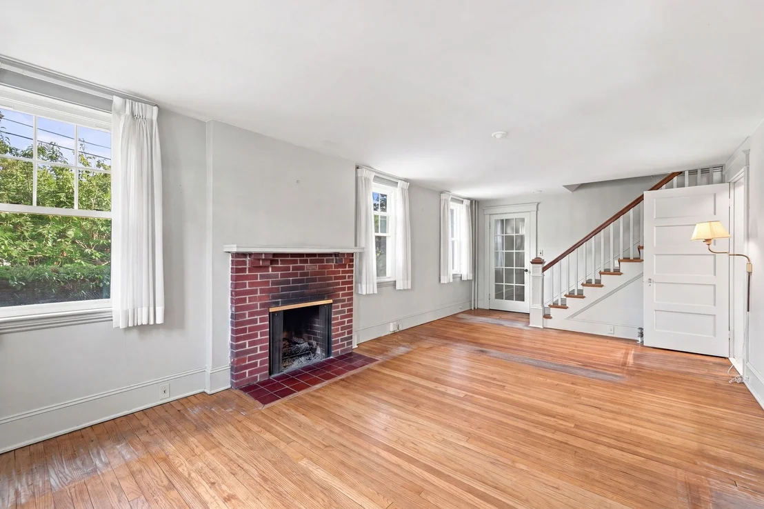 Photo of 5 Weston Road
