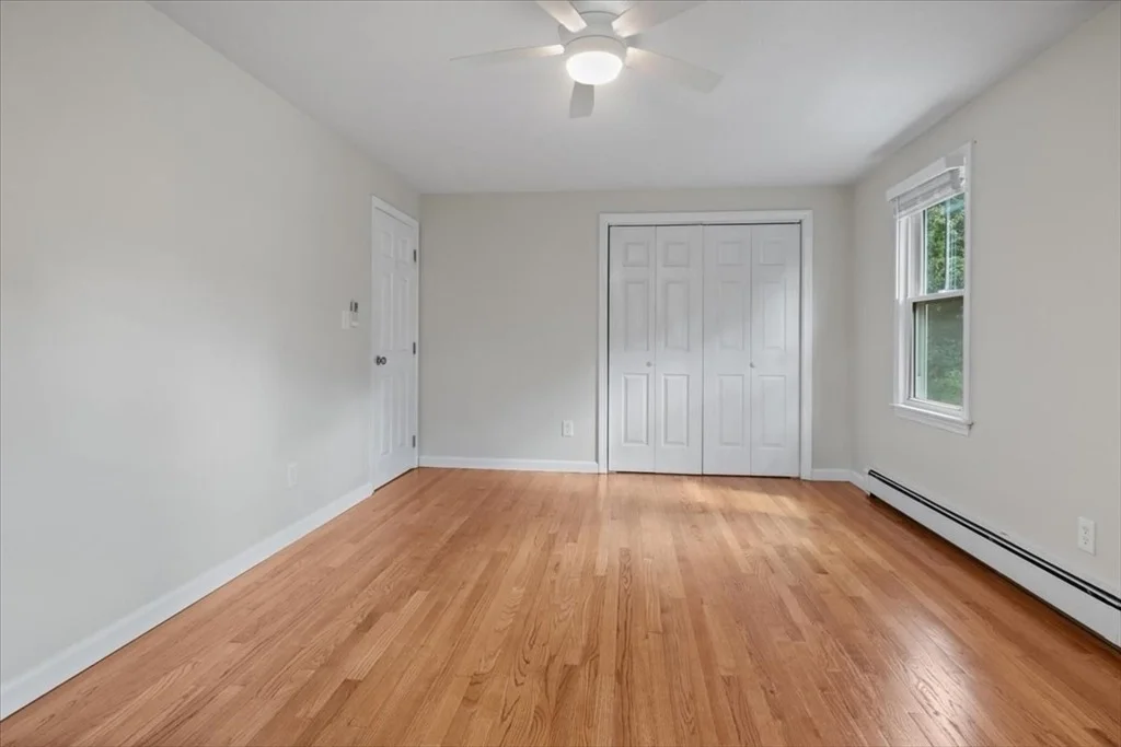 Photo of 33 Barnstable Rd