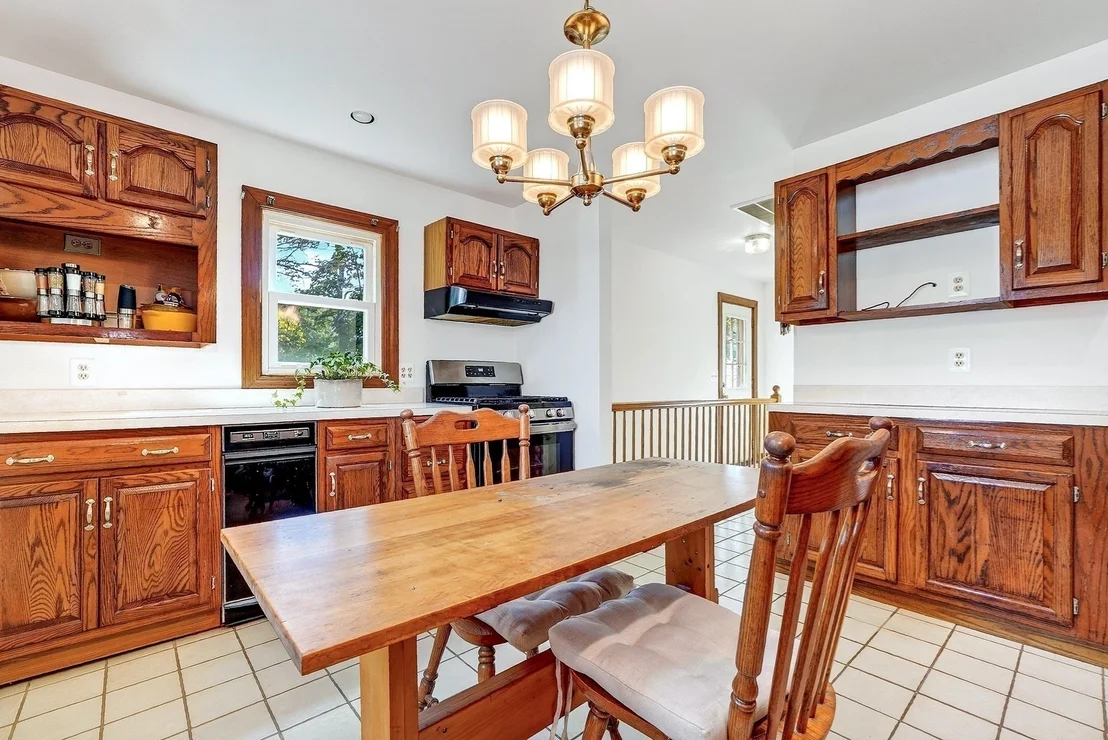 Photo of 83 Beacon Street