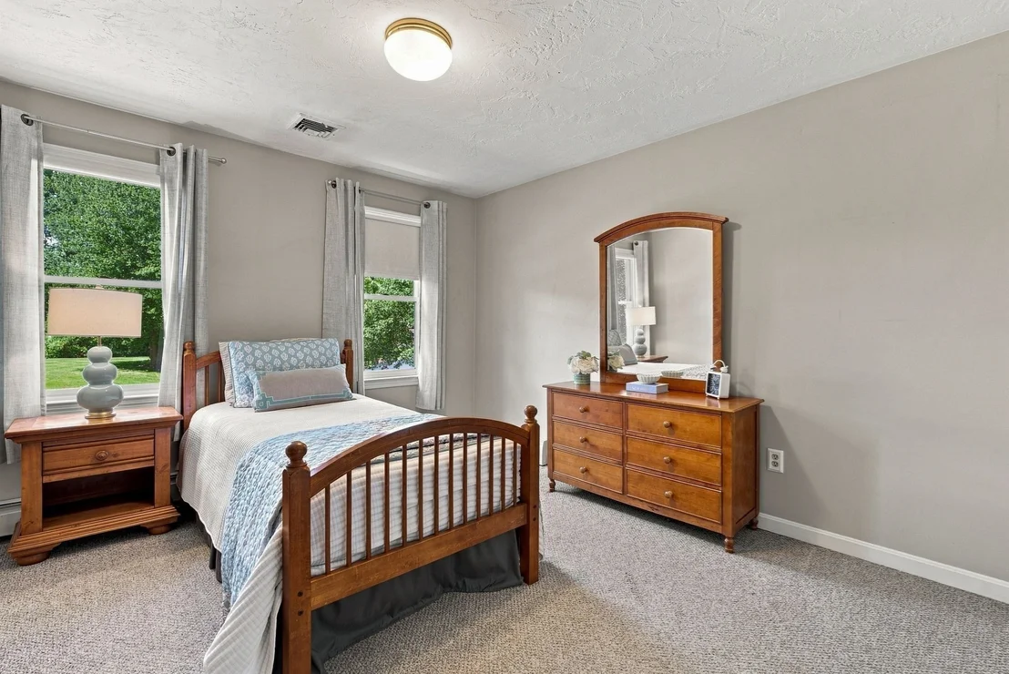 Photo of 10 Danielle Drive