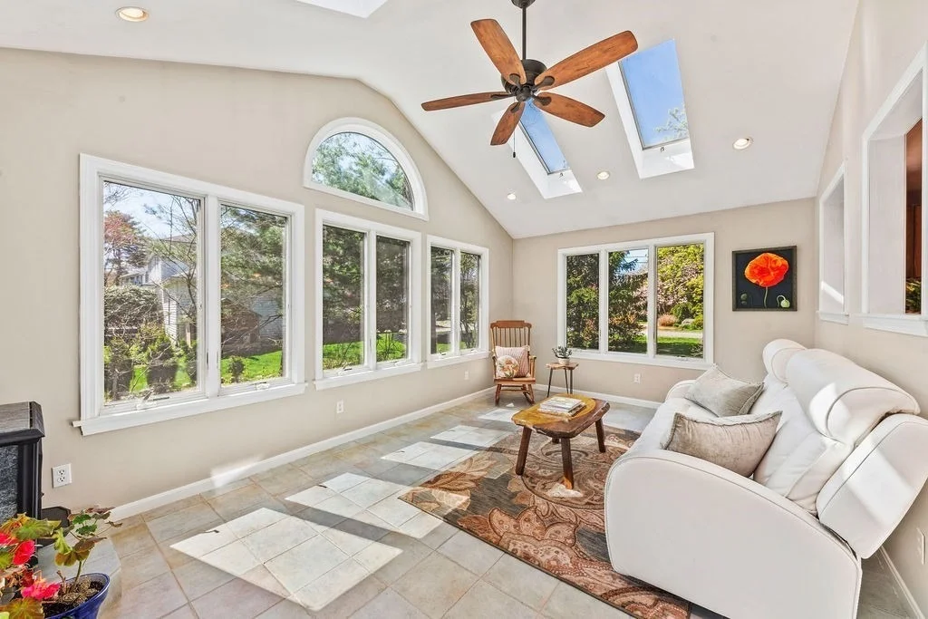 Photo of 192 Fairway Dr