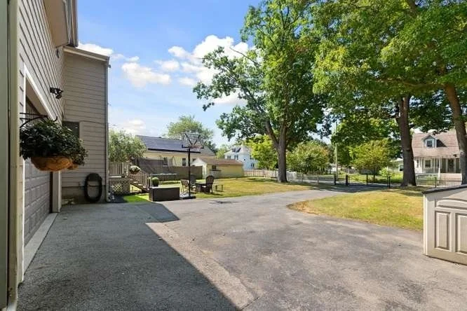 Photo of 40 Hillside Ave