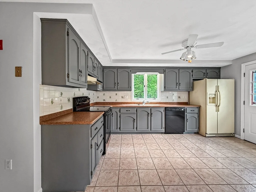 Photo of 21 Burnside Ln