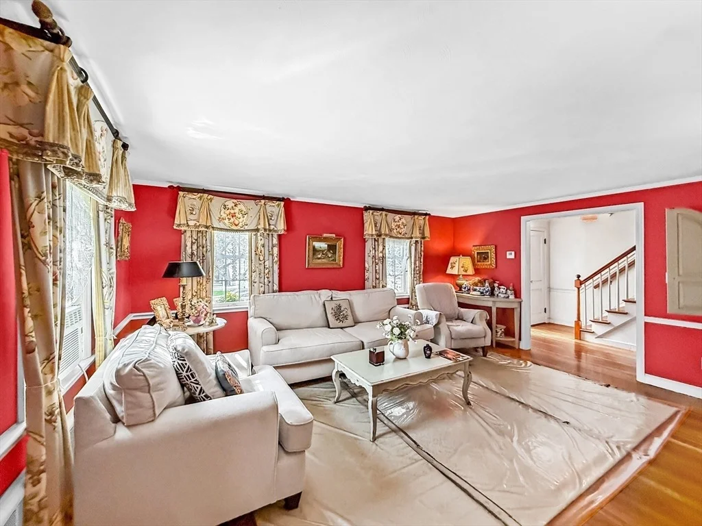 Photo of 8 Thorndike Rd