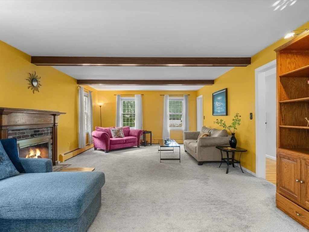 Photo of 1 Longmeadow Road