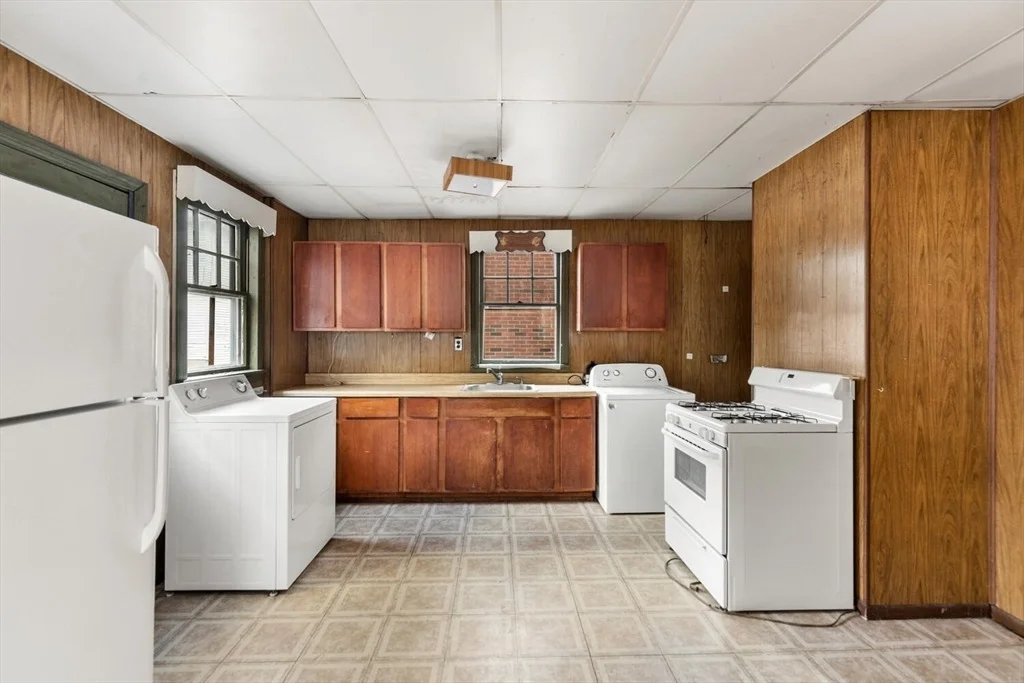 Photo of 312 Charles River Rd