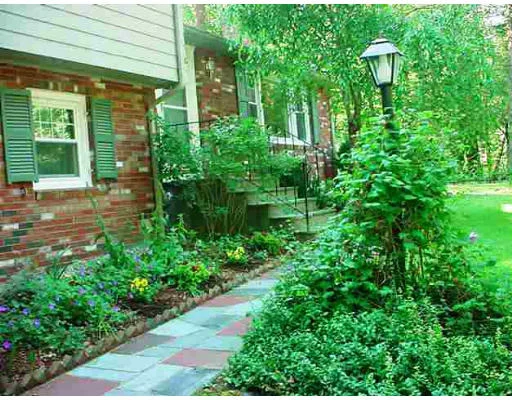 Photo of 28 Hillcrest Road