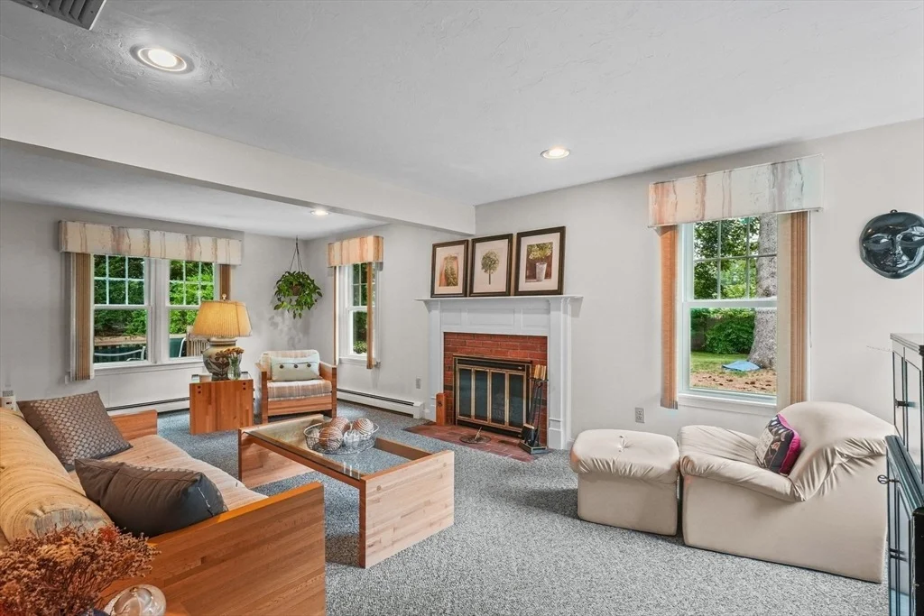 Photo of 53 Long Ave