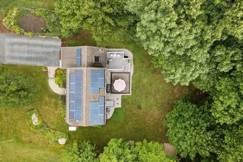 Photo of 7 Caroline Dr