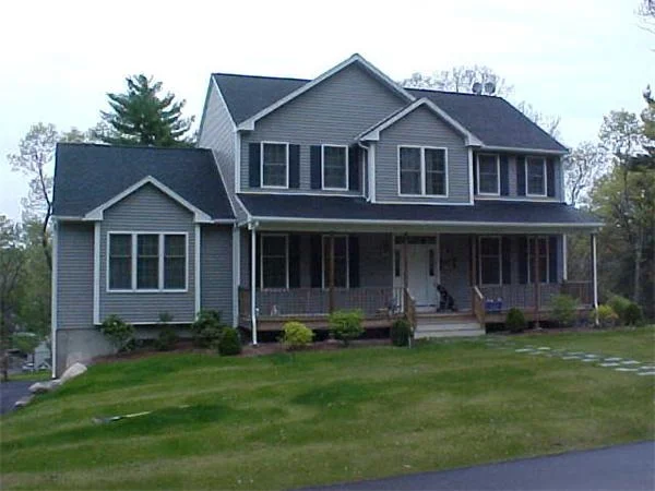 Photo of 31 Monterey Dr