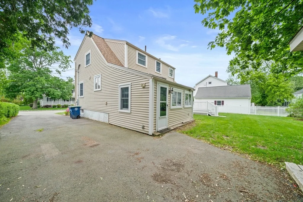 Photo of 205 River Street