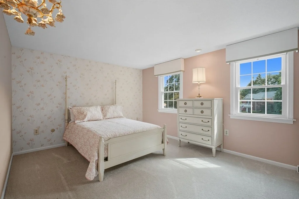 Photo of 120 Northfield Rd