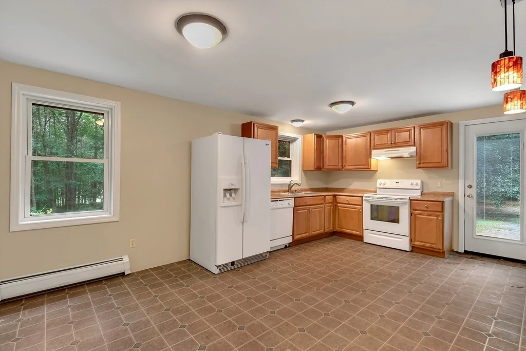 Photo of 125 Drew Blvd