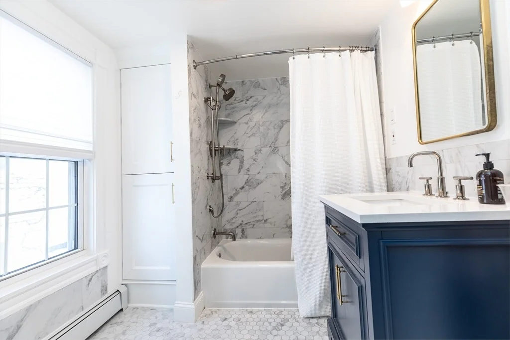 Photo of 27 Saint James St