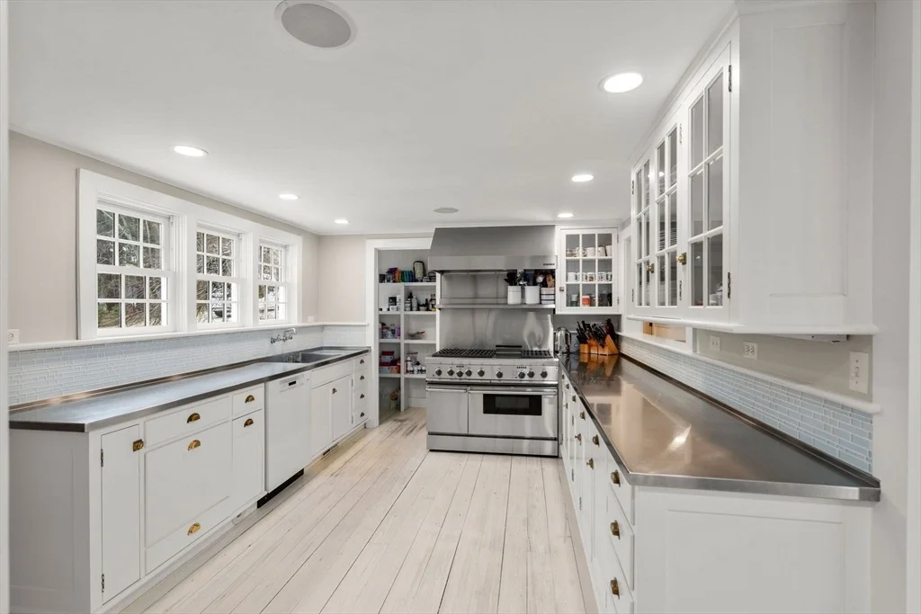 Photo of 4 Claybrook Rd