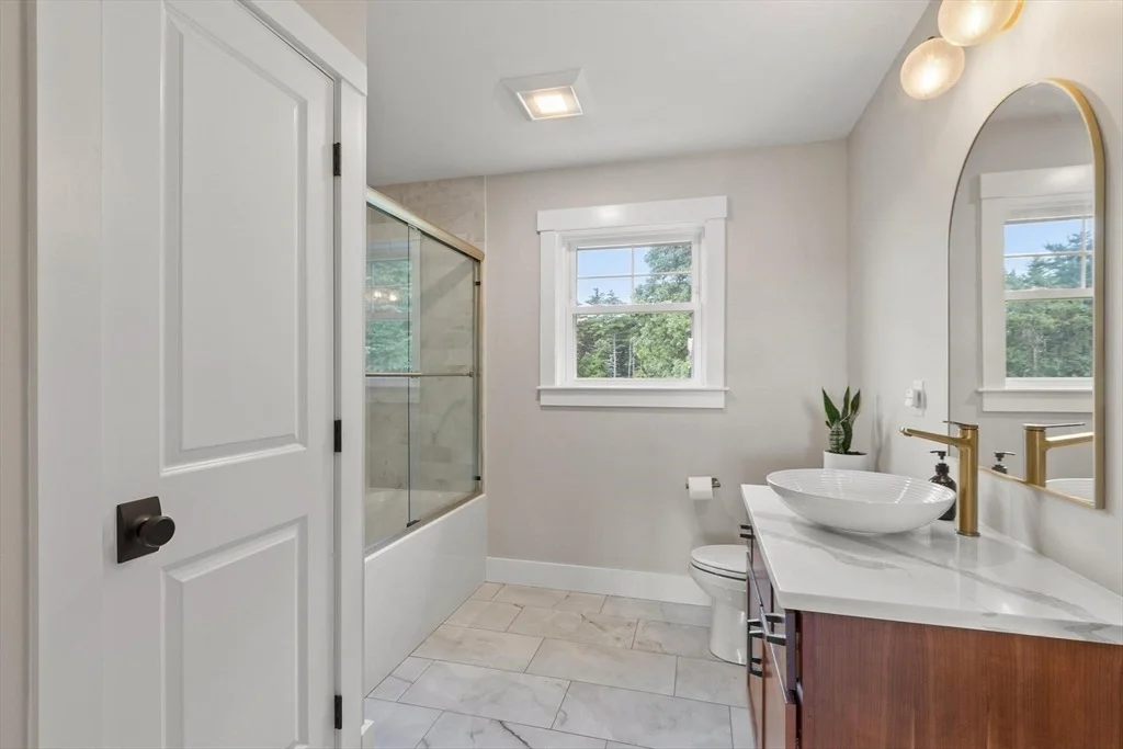 Photo of 370 Flat Hill Rd
