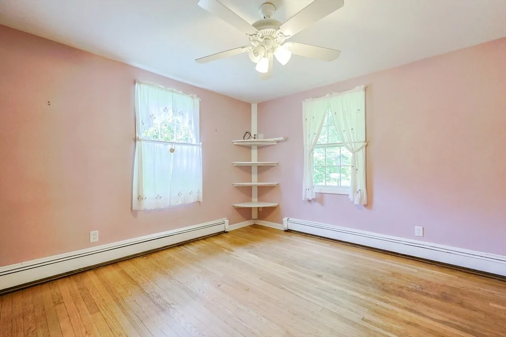 Photo of 179 Whitins Road