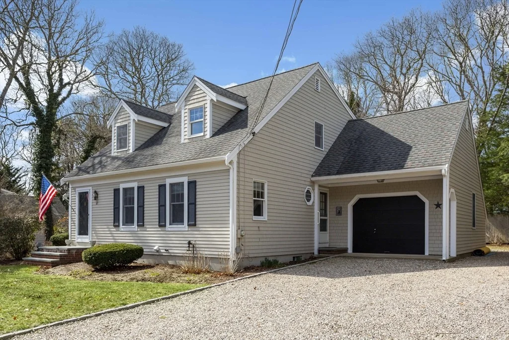 Photo of 65 Wianno Circle