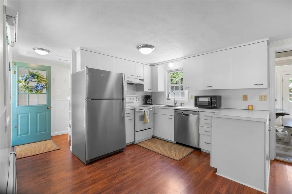 Photo of 157 Wading Place Rd
