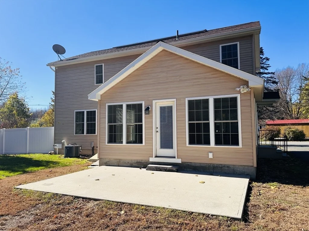 Photo of 16 Rita Ln