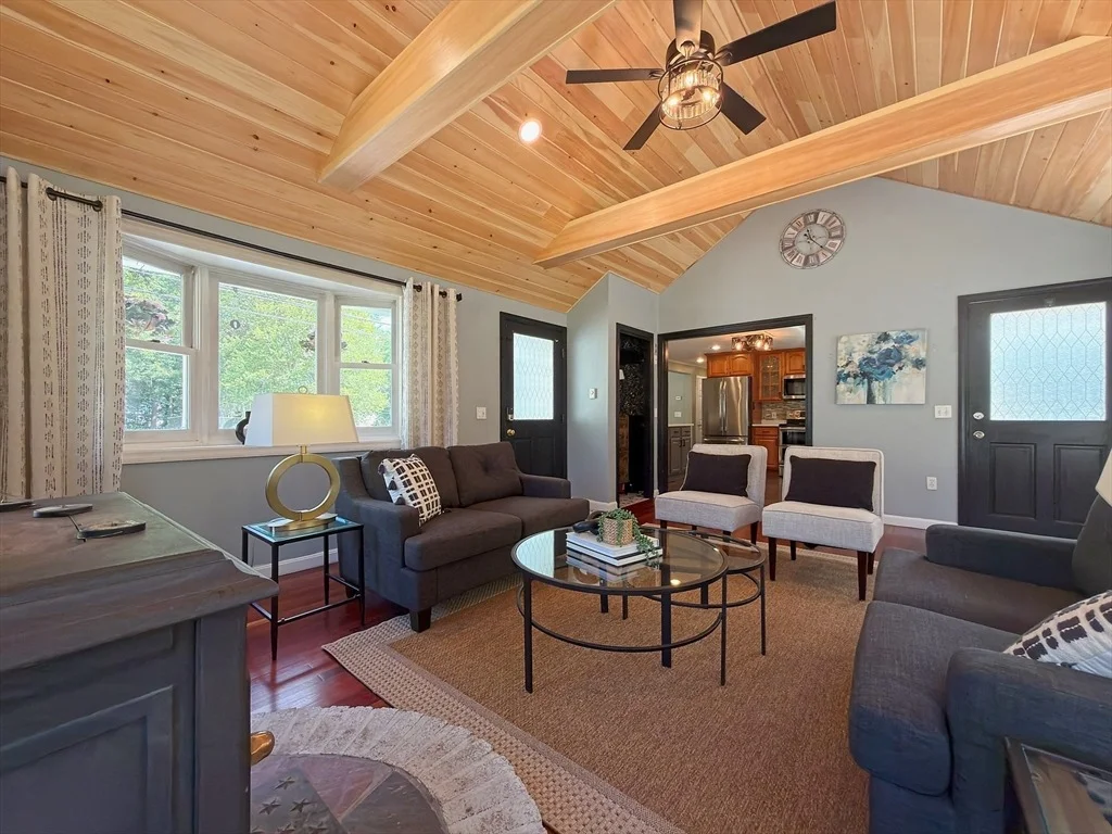Photo of 476 Pelham Rd