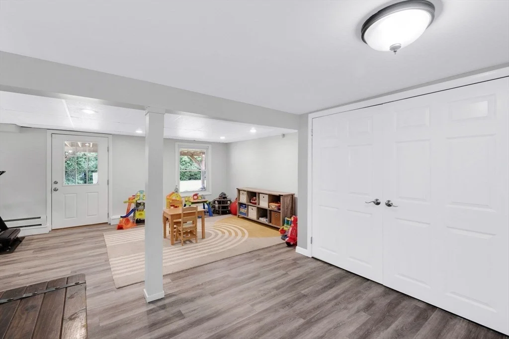 Photo of 51 Lantern Ln