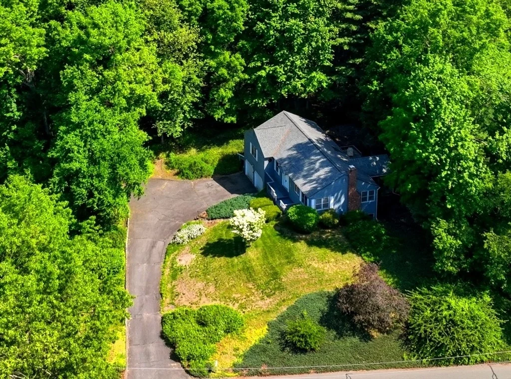Photo of 4 Ladyslipper Ln