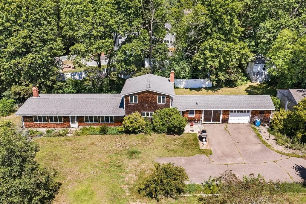 Photo of 32 Cedar St