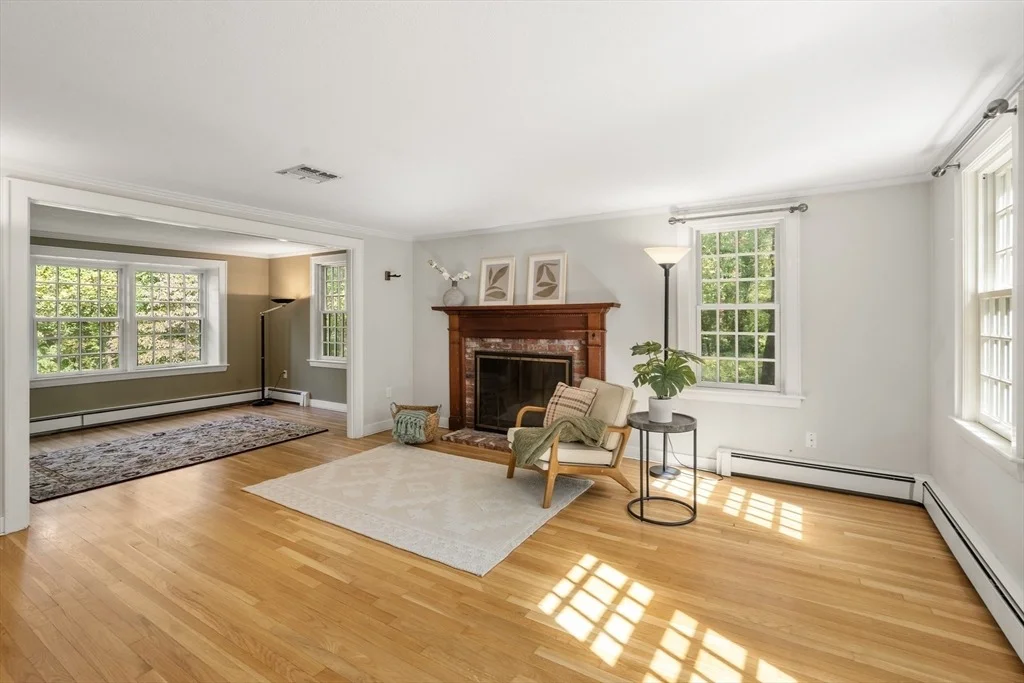 Photo of 371 Willis Road