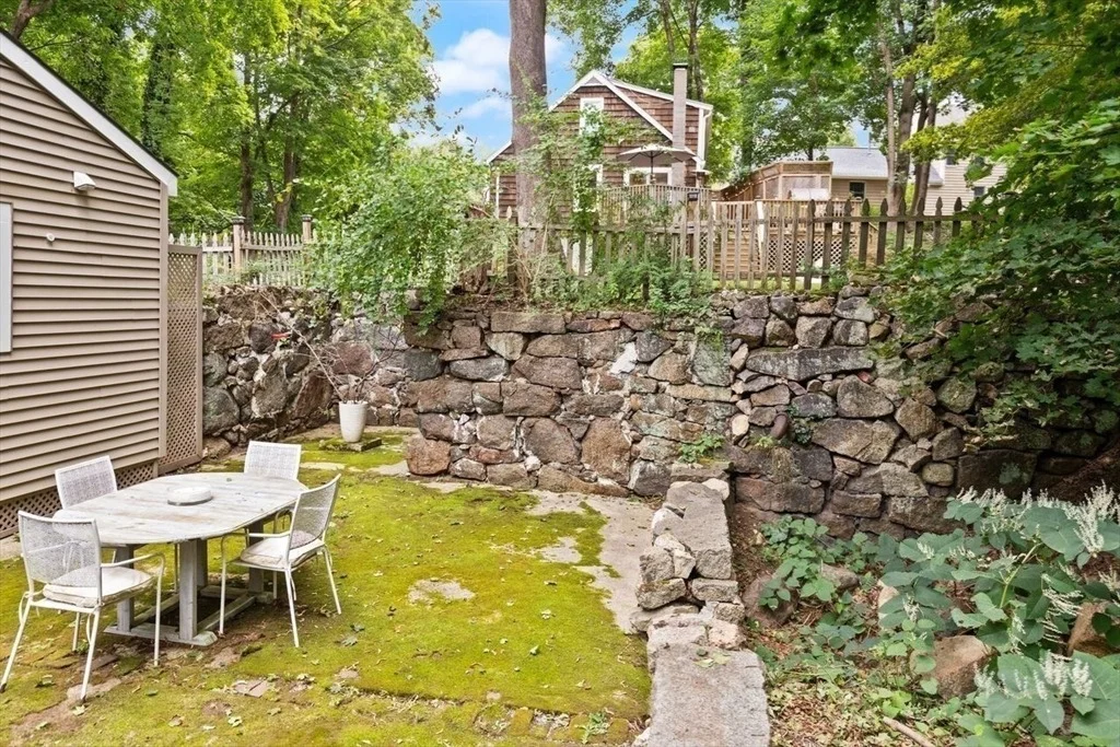 Photo of 168 Ames St