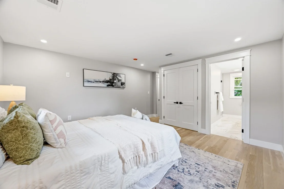 Photo of 154 Birch St