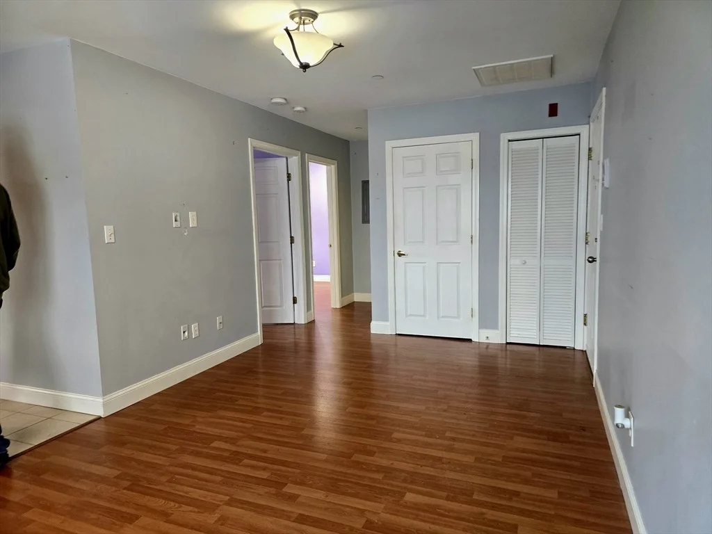 Photo of Unit C at 303 Eagle Street