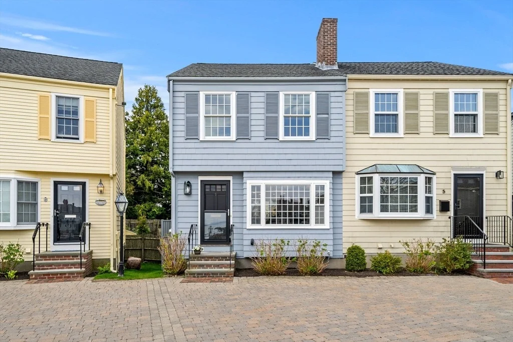 Photo of 7 Leslie Cove