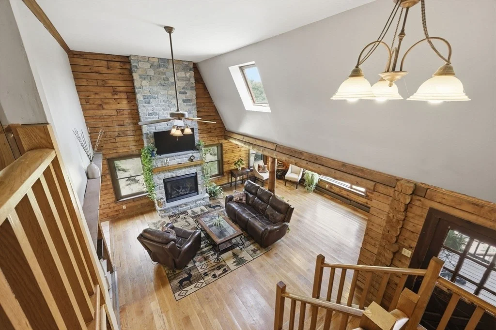 Photo of 20 Greenwich Plains Rd