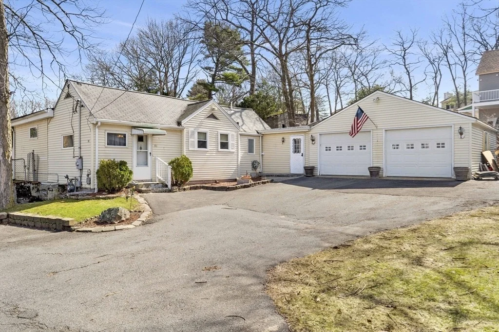 Photo of 91 Great Woods Road