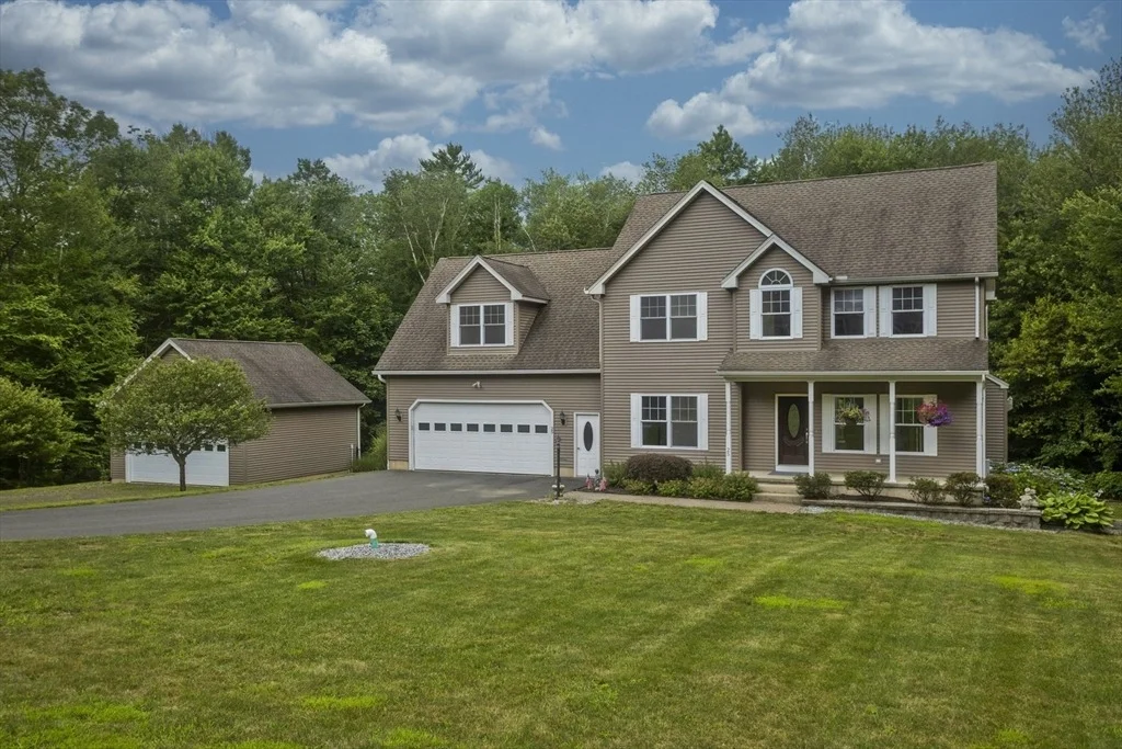 Photo of 25 Davis Rd