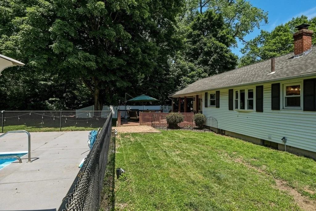 Photo of 75 Clematis Rd