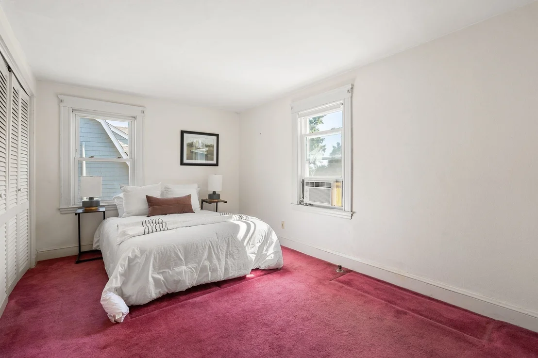 Photo of 152 Mount Vernon St